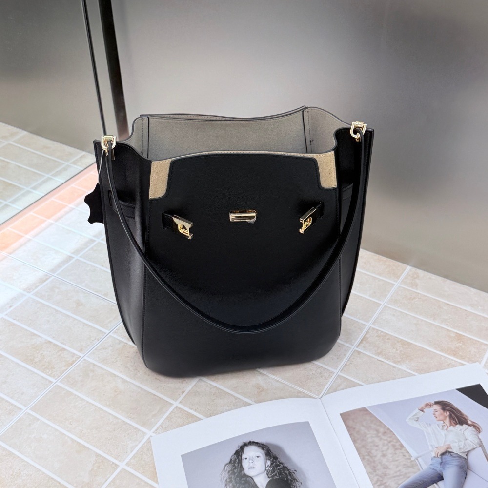 Yeni Kova Çanta Old Money Wind - Luxury Bags Tote incelemesi ve fiyatı