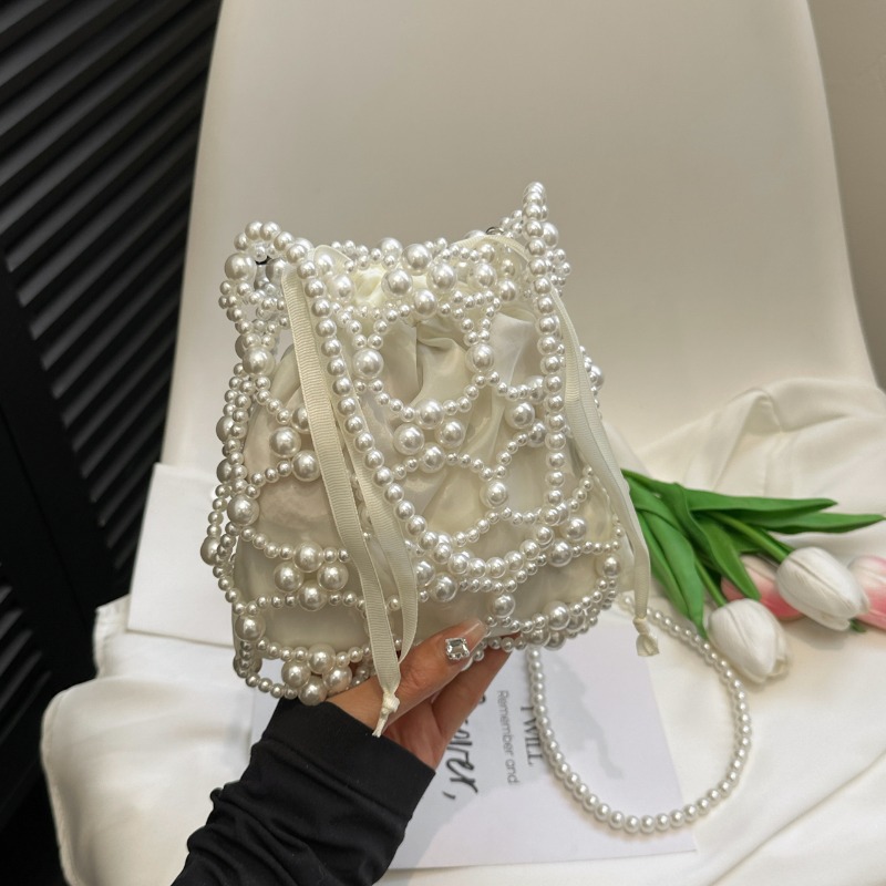 Beyaz Boncuklu Kova Omuz ve Cr - Luxury Bags On Sales incelemesi ve fiyatı